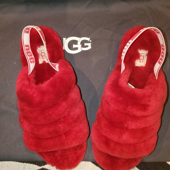 Ugg slides - Picture 3 of 10
